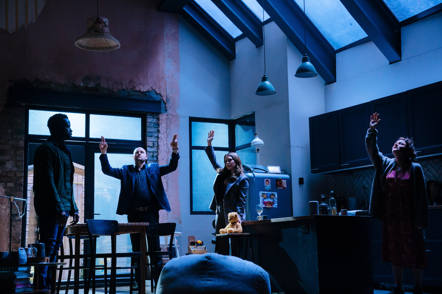 Sam Rugunda Apollo Apollo Theatre tells 2:22 – A Ghost Story – The Theatre Playbook