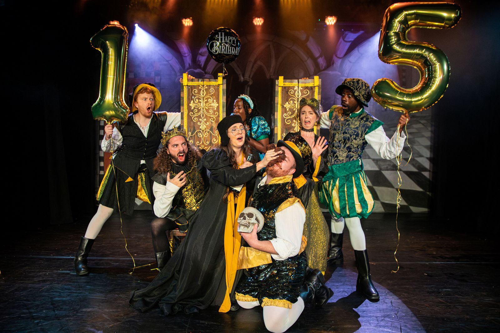 Hamlet get the drinks in at Leicester Square Theatre