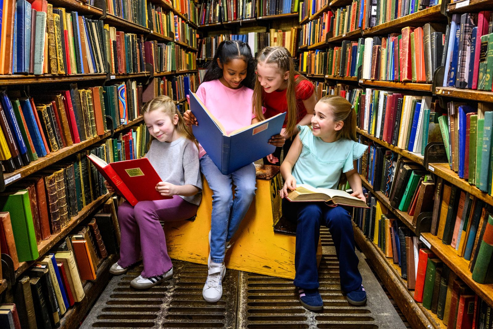 Cambridge Theatre welcomes new Matildas